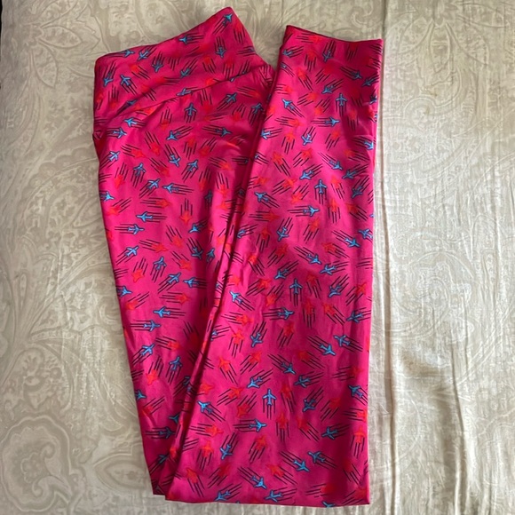 LulaRoe Airplane Leggings - Picture 1 of 4
